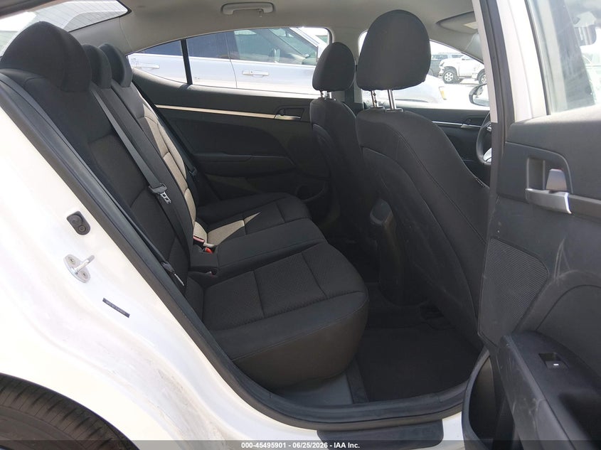 2020 HYUNDAI ELANTRA auction photo 8