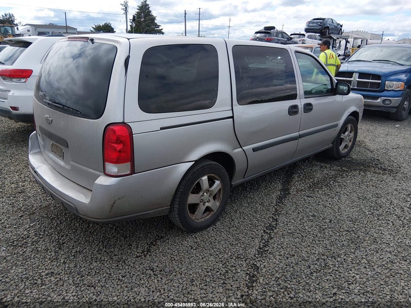 2008 CHEVROLET UPLANDER auction photo 4