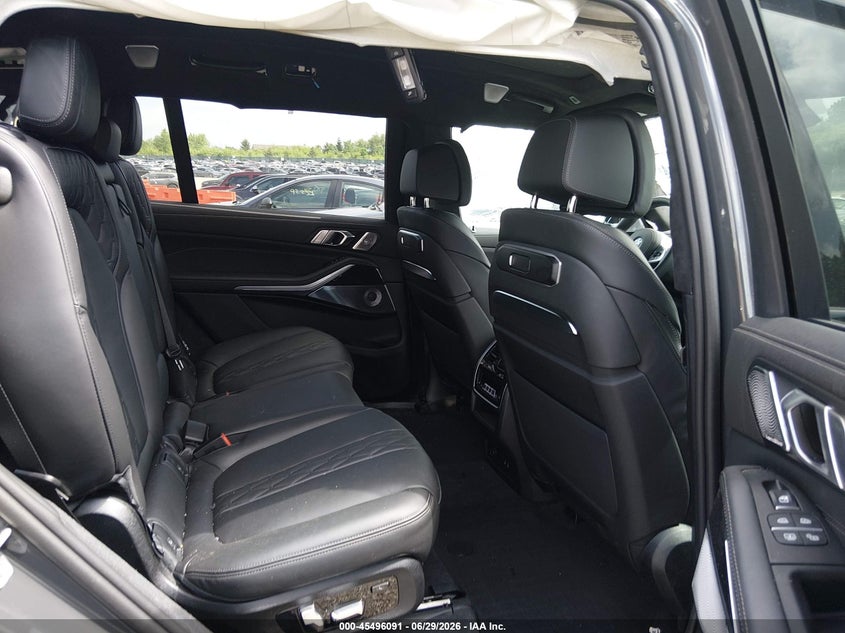 2026 BMW X7 M60I VIN: 5UX33EM01T9300057 Lot: 45496091
