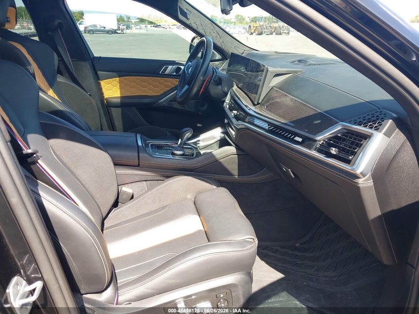 2024 BMW X6 M auction photo 5