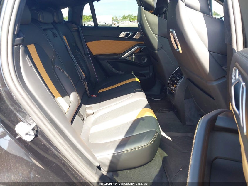 2024 BMW X6 M auction photo 8