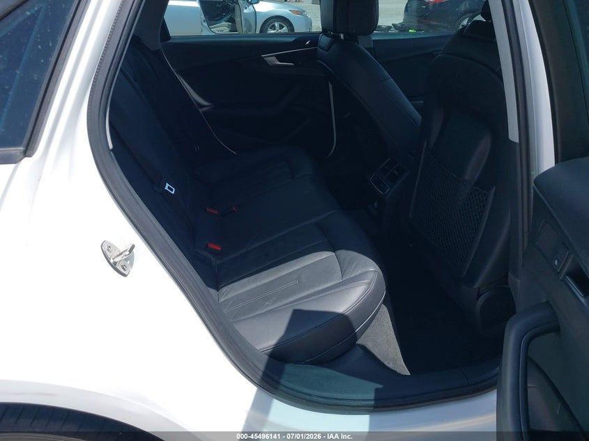 AUDI A4 2018 VIN WAUKMAF46JA114638
