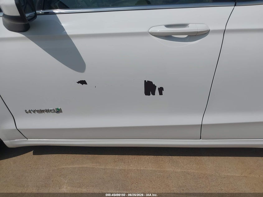 2018 FORD FUSION HYBRID auction photo 6