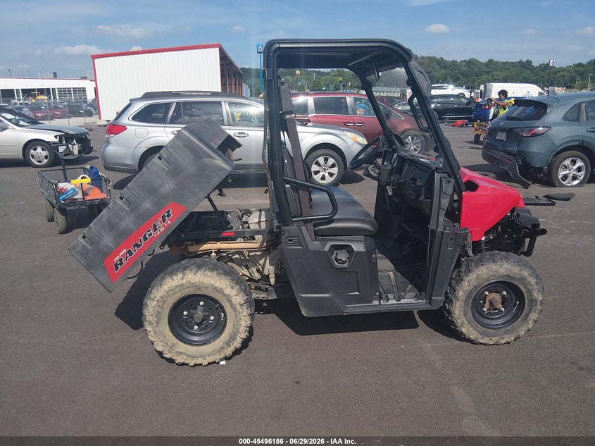 2015 Polaris Ranger 570 VIN: 3NSRMA577FE825832 Lot: 45496186
