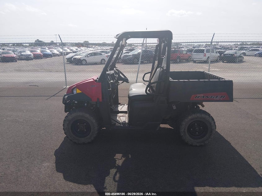 2015 Polaris Ranger 570 VIN: 3NSRMA577FE825832 Lot: 45496186