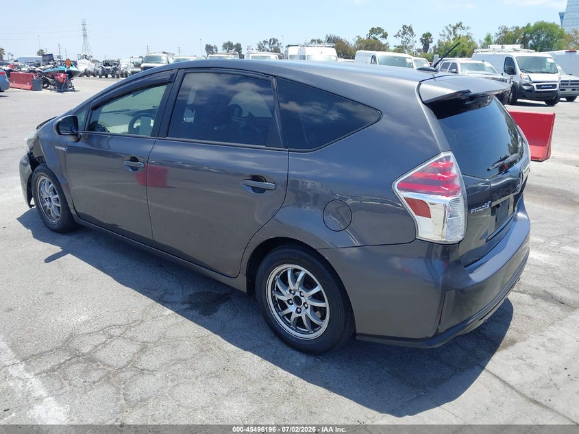 2016 TOYOTA PRIUS V auction photo 3