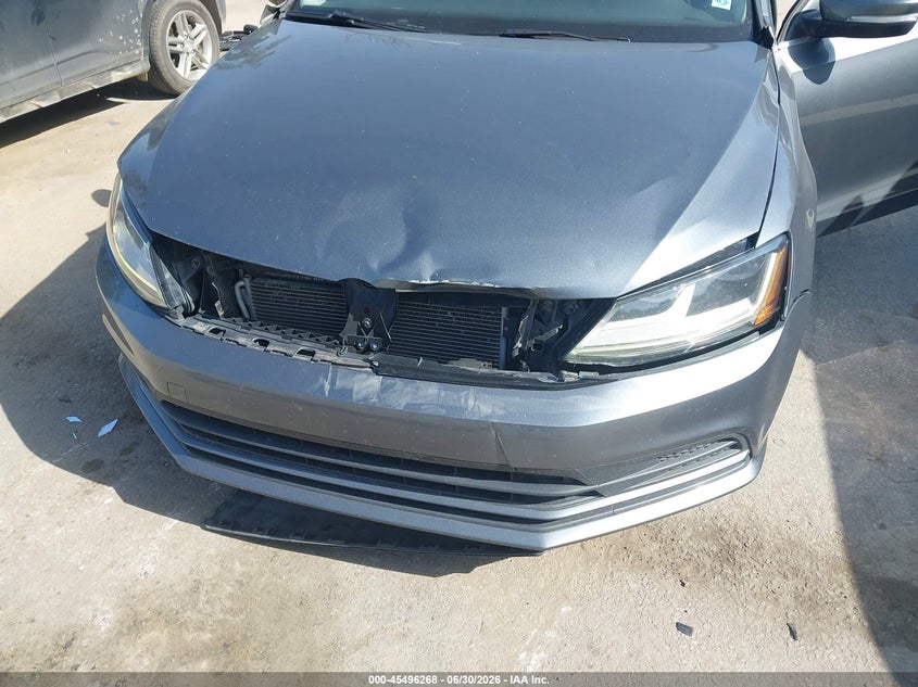 2017 VOLKSWAGEN JETTA auction photo 6