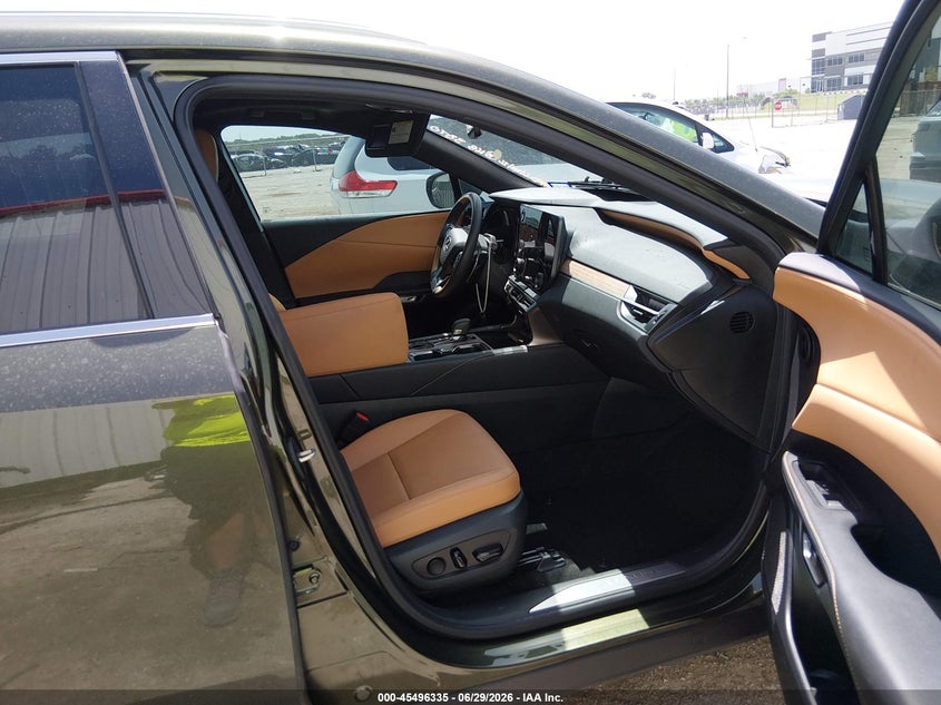 2025 LEXUS RX 350H auction photo 5