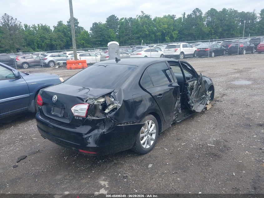2012 VOLKSWAGEN JETTA auction photo 4