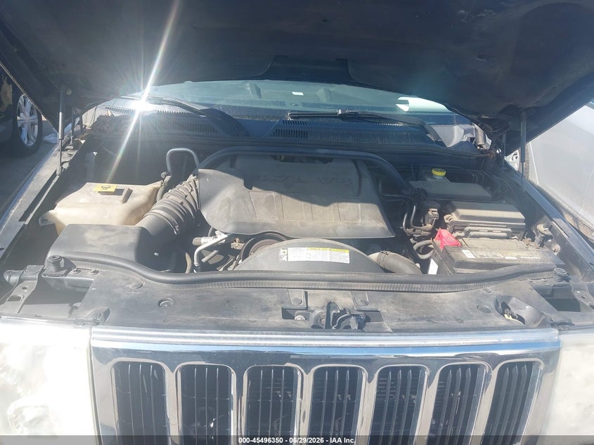 2008 Jeep Commander Sport VIN: 1J8HH48N38C223753 Lot: 45496350