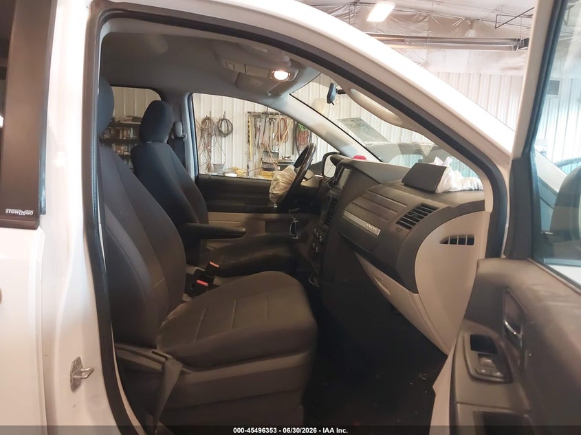 2008 DODGE GRAND CARAVAN auction photo 5