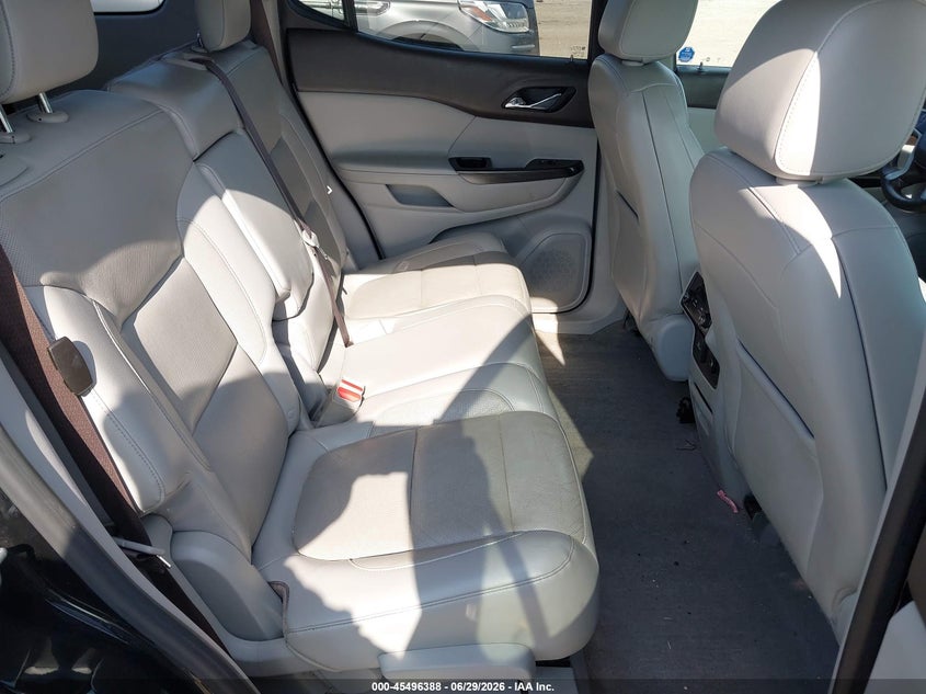 2017 GMC ACADIA auction photo 8