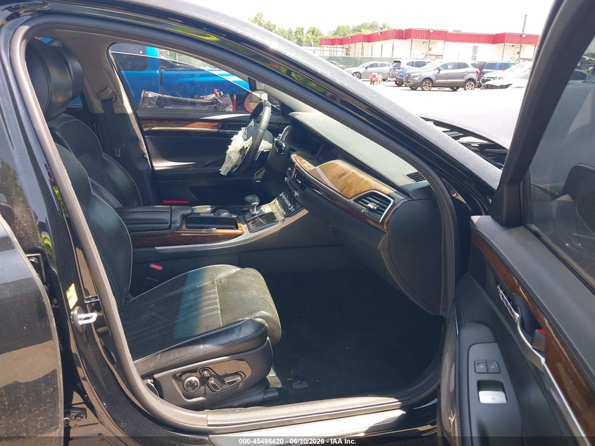 2017 GENESIS G90 auction photo 5