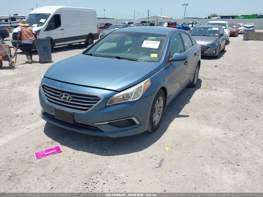 2017 Hyundai Sonata, Hail, IAAI, VIN 5NPE24AF2HH512688 — photo 2