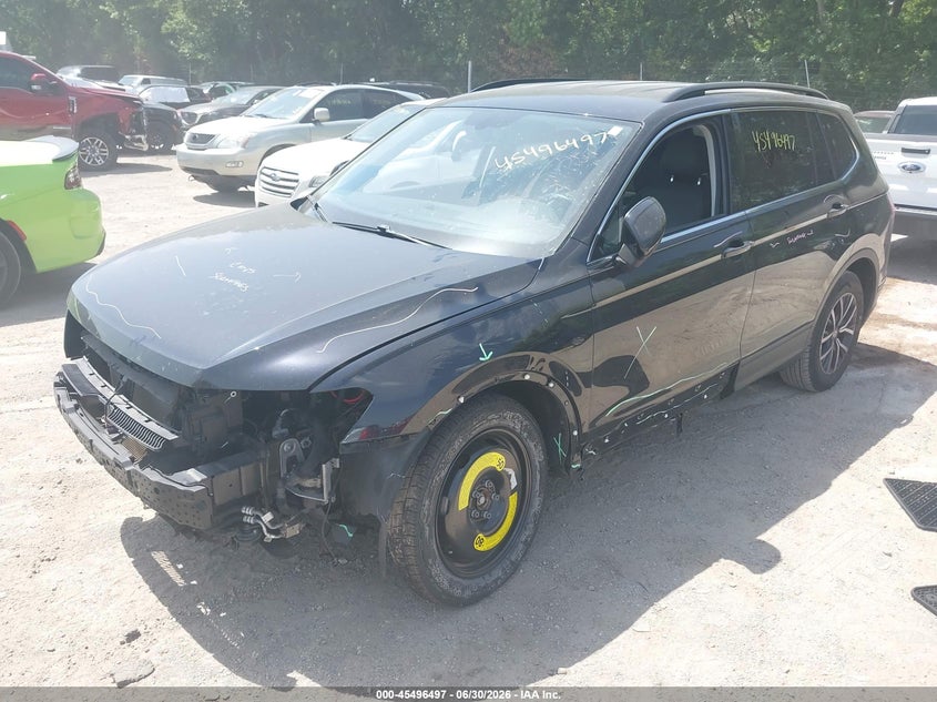 2019 VOLKSWAGEN TIGUAN auction photo 2
