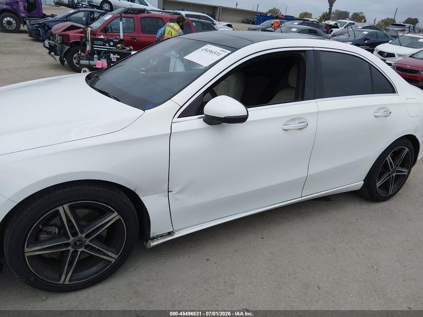 2022 Mercedes-Benz A 220 VIN: W1K3G4EBXNJ324770 Lot: 45496531