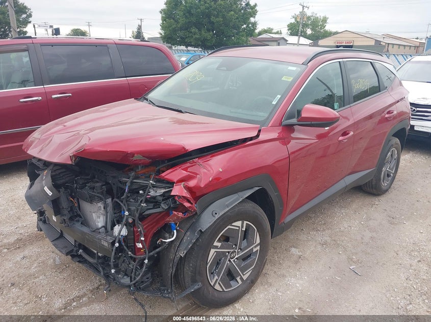 2025 HYUNDAI TUCSON HYBRID auction photo 2