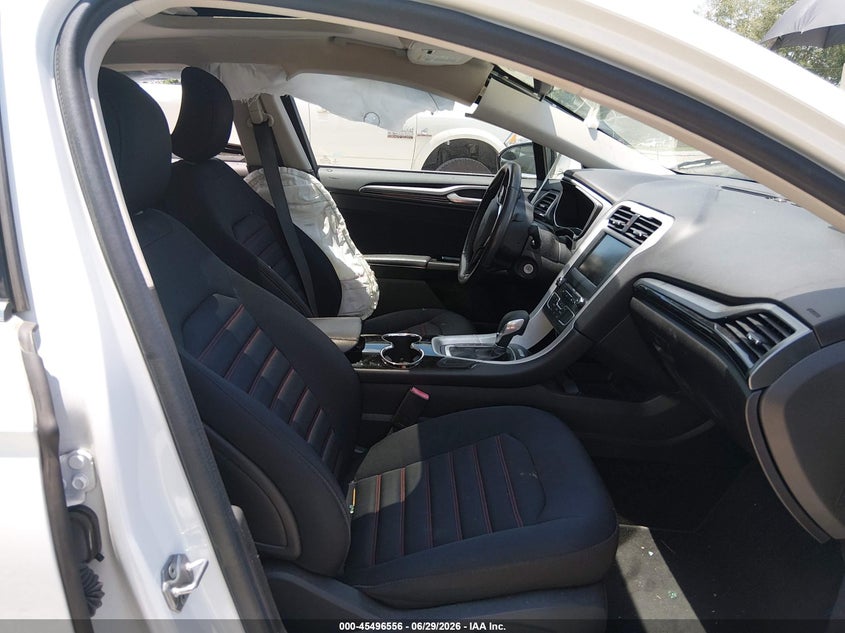 2016 FORD FUSION auction photo 5