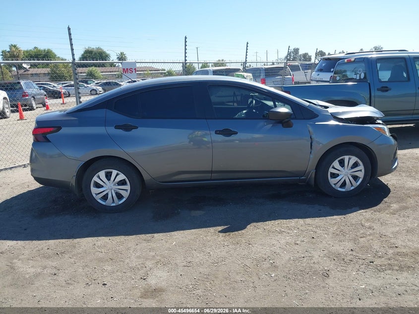 AtlanticExpress - Nissan Versa