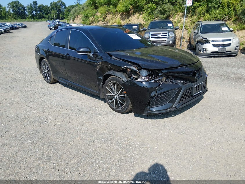 2023 Toyota Camry  (VIN: 4T1G11BKXPU106437)