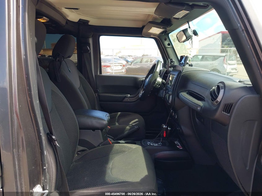 VIN 1C4BJWDG8HL694964 2017 JEEP WRANGLER UNLIMITED BIG BEAR