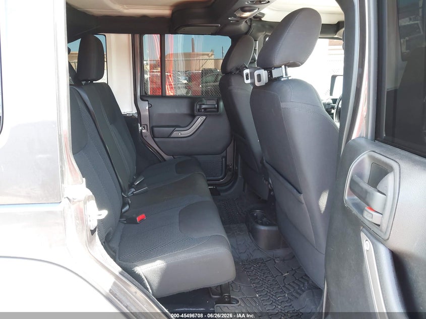VIN 1C4BJWDG8HL694964 2017 JEEP WRANGLER UNLIMITED BIG BEAR
