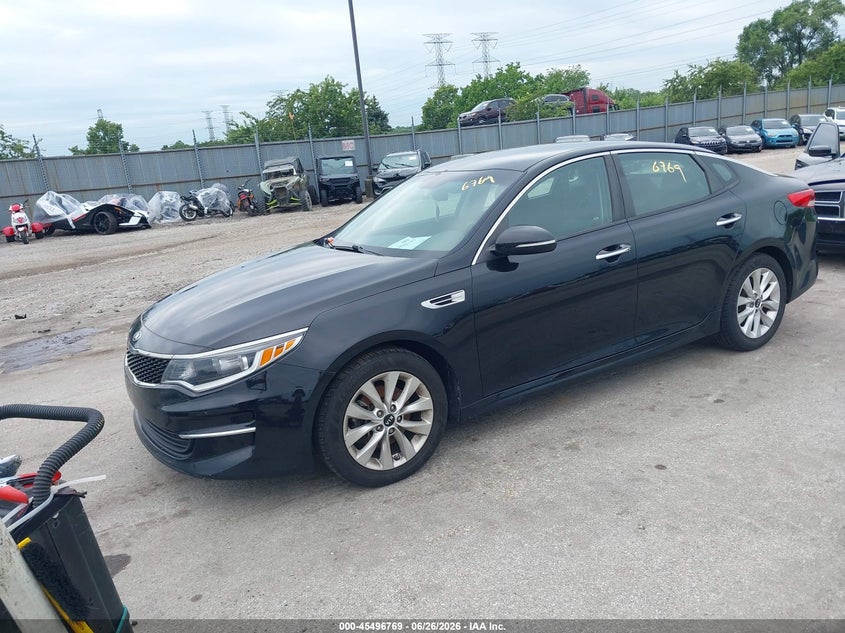 2018 Kia Optima Lx 5XXGT4L35JG265855 photo 1