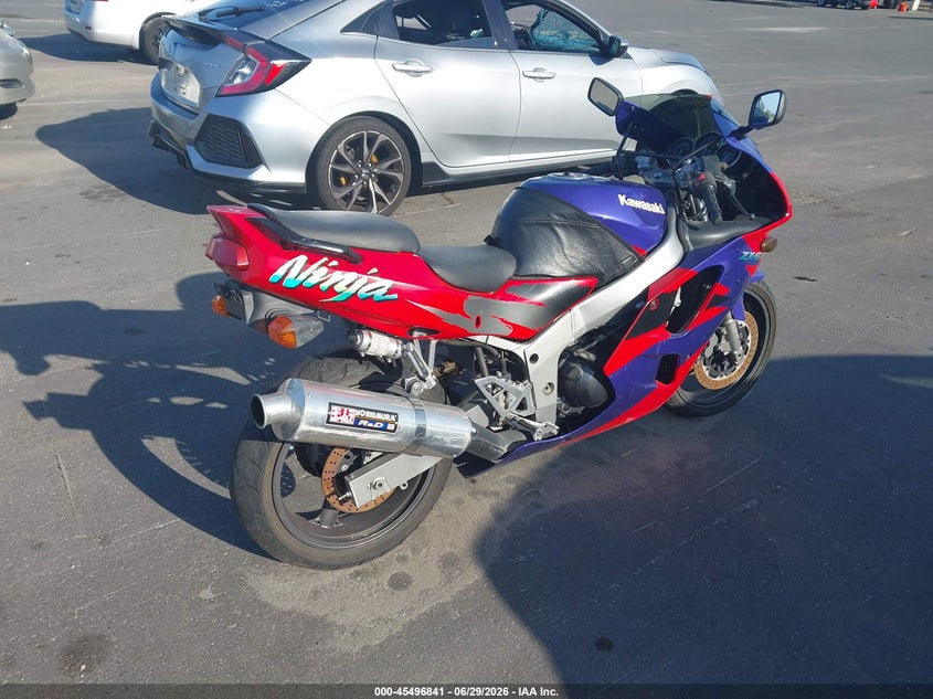 1995 KAWASAKI ZX600 auction photo 4
