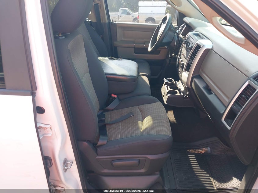 2012 RAM 1500 auction photo 5