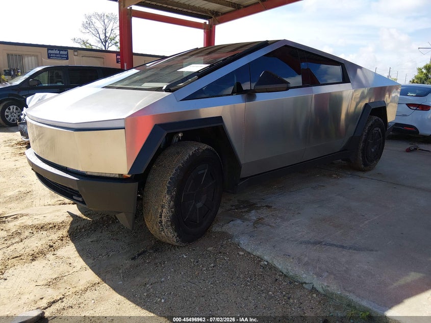 Vin: 7g2cehed9ta083341, lot: 45995160, tesla cybertruck dual motor all-wheel drive/premium all-wheel drive 20262