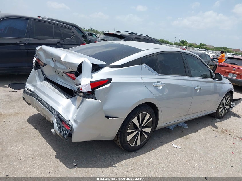 2022 NISSAN ALTIMA auction photo 4