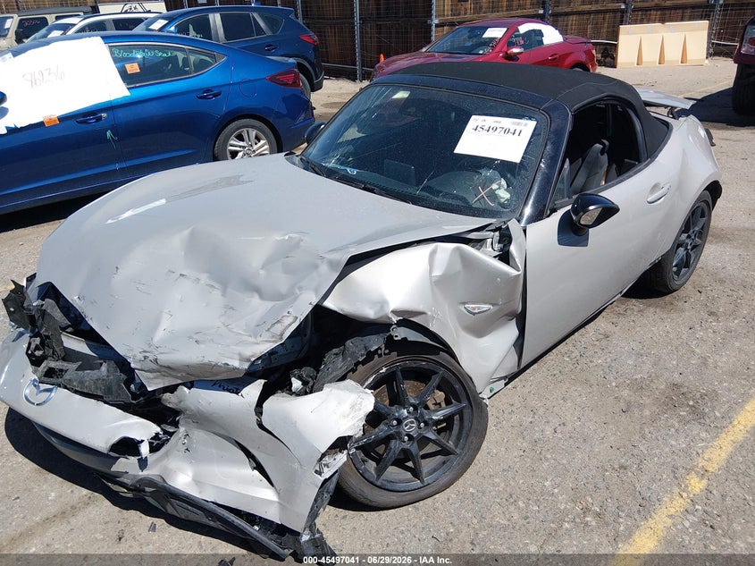 Vin: jm1ndab75n0501046, lot: 45995239, mazda mx-5 miata sport 20222