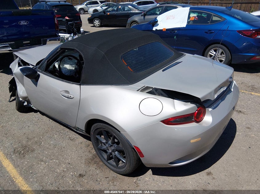 Vin: jm1ndab75n0501046, lot: 45995239, mazda mx-5 miata sport 20223