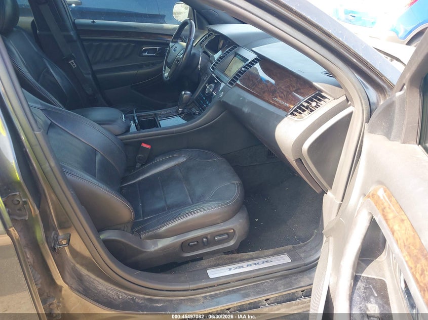 2016 FORD TAURUS auction photo 5