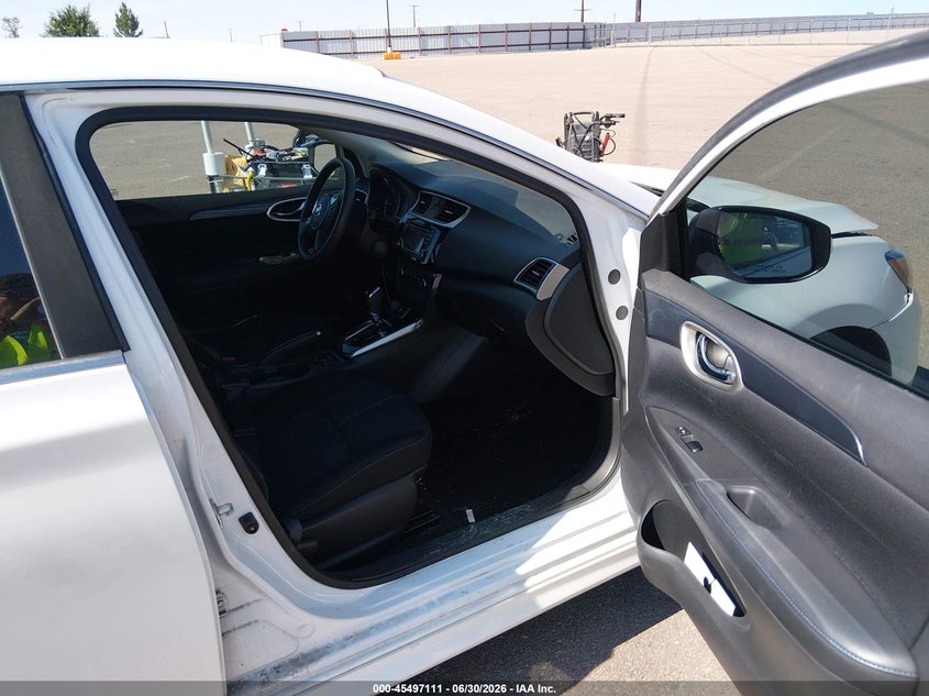 2017 NISSAN SENTRA auction photo 5