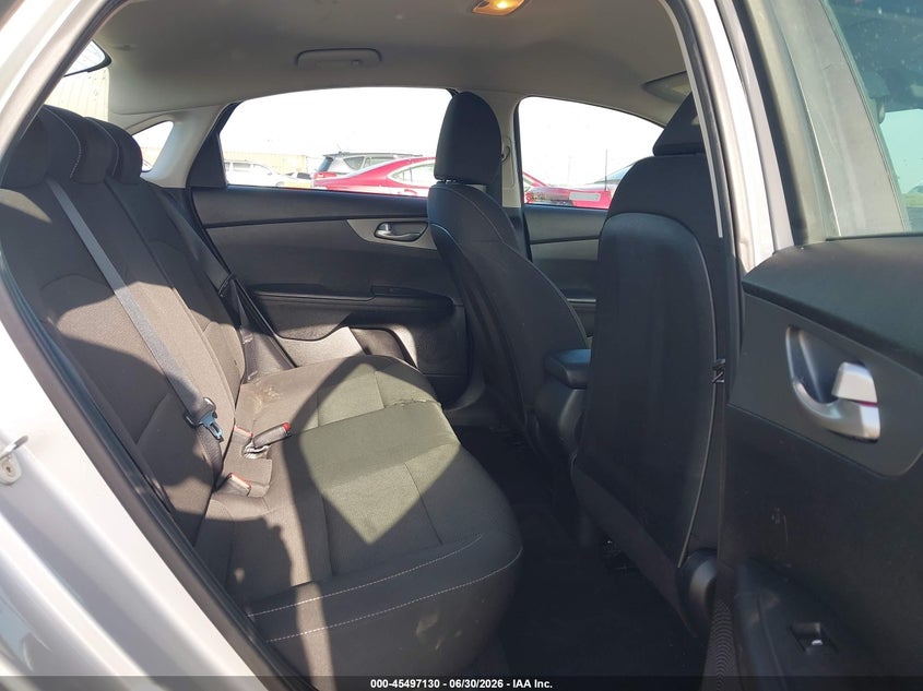 2019 KIA FORTE auction photo 8