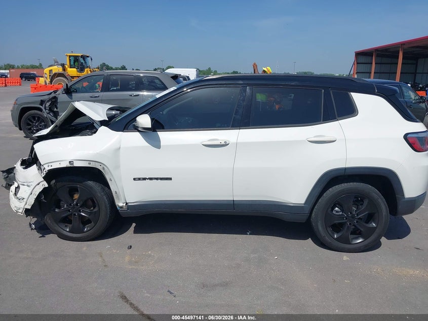 2018 Jeep Compass Altitude 4X4 VIN: 3C4NJDBB7JT394318 Lot: 45497141