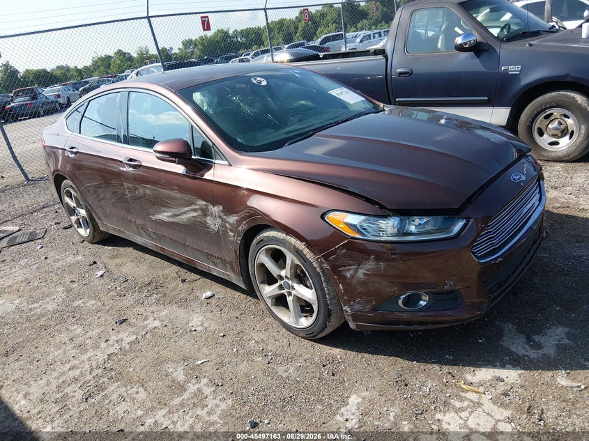 Zdjęcie główne ogłoszenia 2016 FORD FUSION