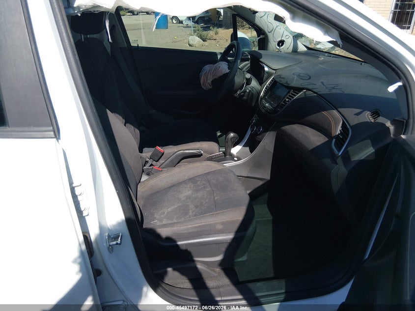 2020 CHEVROLET TRAX auction photo 5