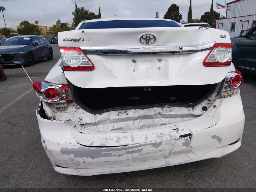 2013 TOYOTA COROLLA auction photo 6