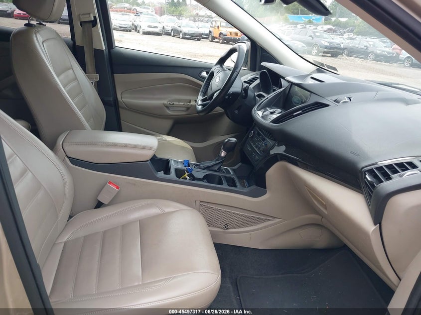 2017 FORD ESCAPE auction photo 5
