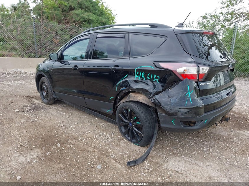 VIN 1FMCU9GD2JUA18584 2018 FORD ESCAPE SE