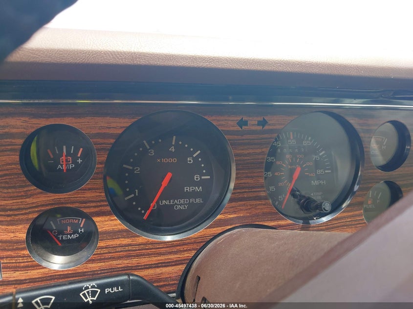 1983 FORD MUSTANG auction photo 7