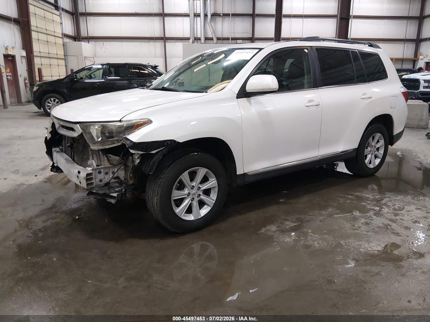 2012 TOYOTA HIGHLANDER auction photo 2