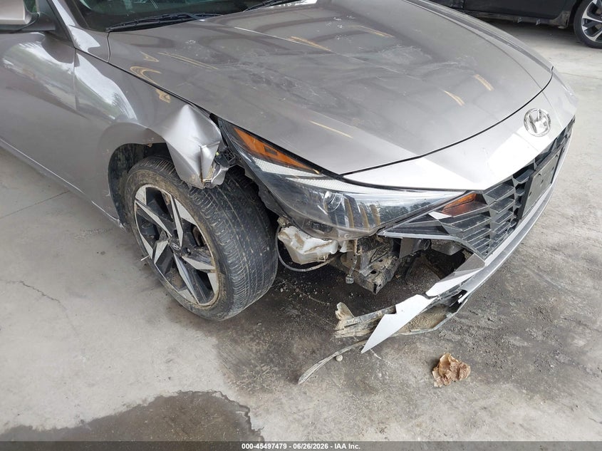 2023 HYUNDAI ELANTRA auction photo 6