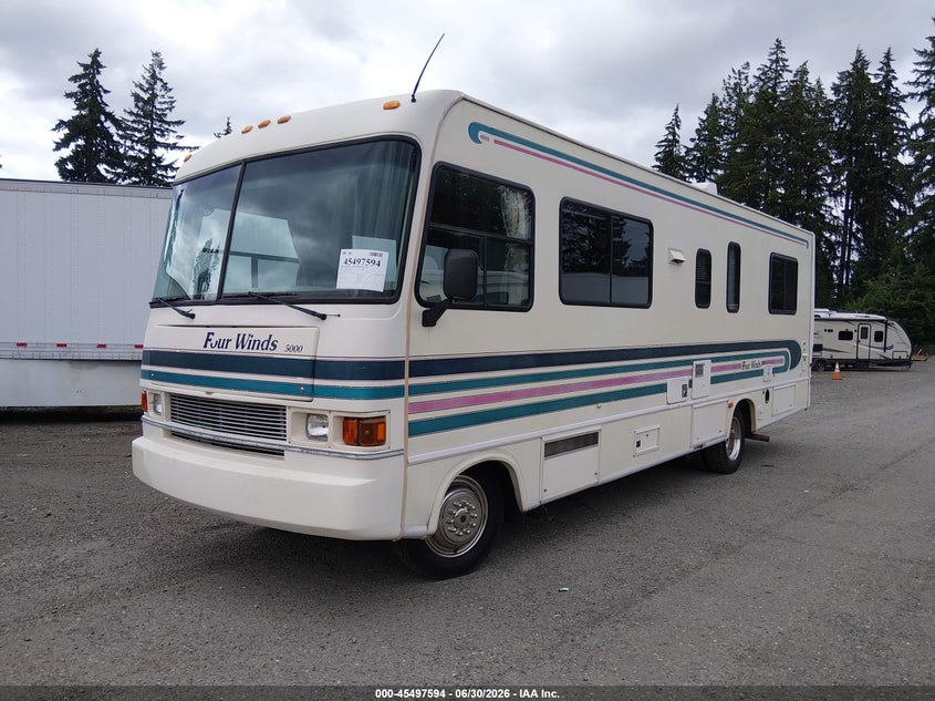 1GBKP37N7R3327115 1994 Chevrolet P30 photo 1