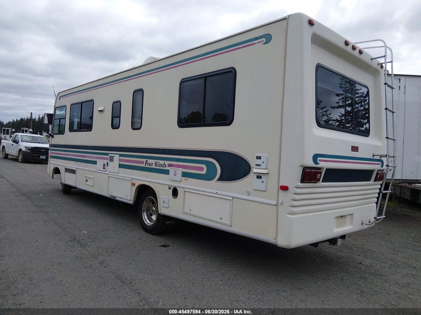 1994 CHEVROLET P30 auction photo 3