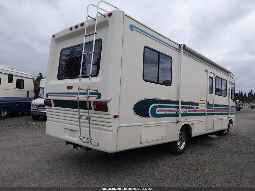 1994 CHEVROLET P30 auction photo 4