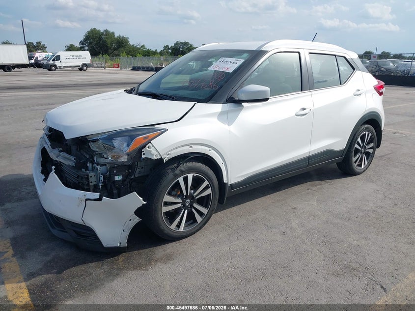 2020 NISSAN KICKS auction photo 2