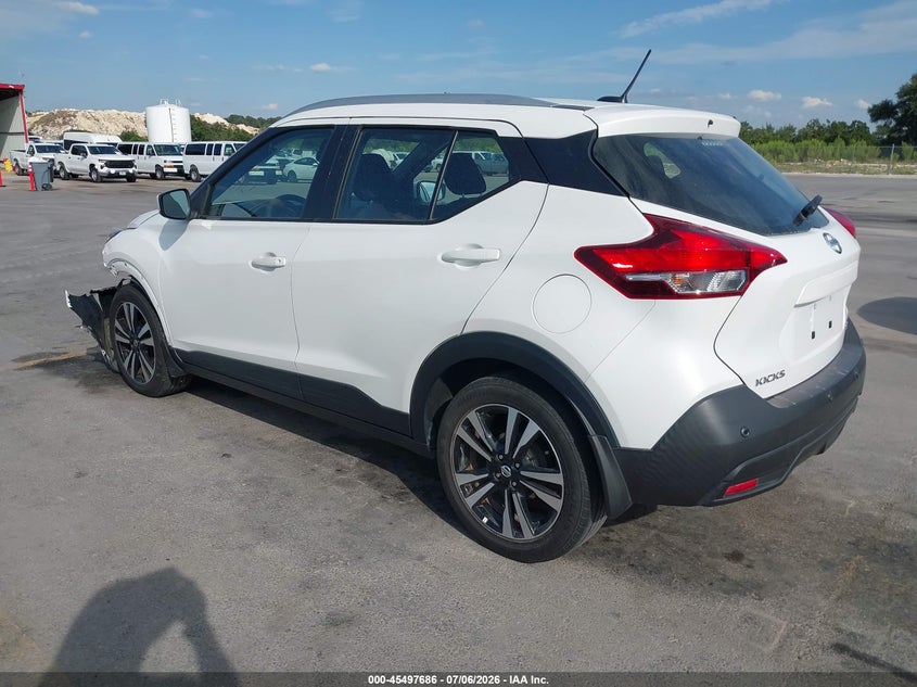 2020 NISSAN KICKS auction photo 3